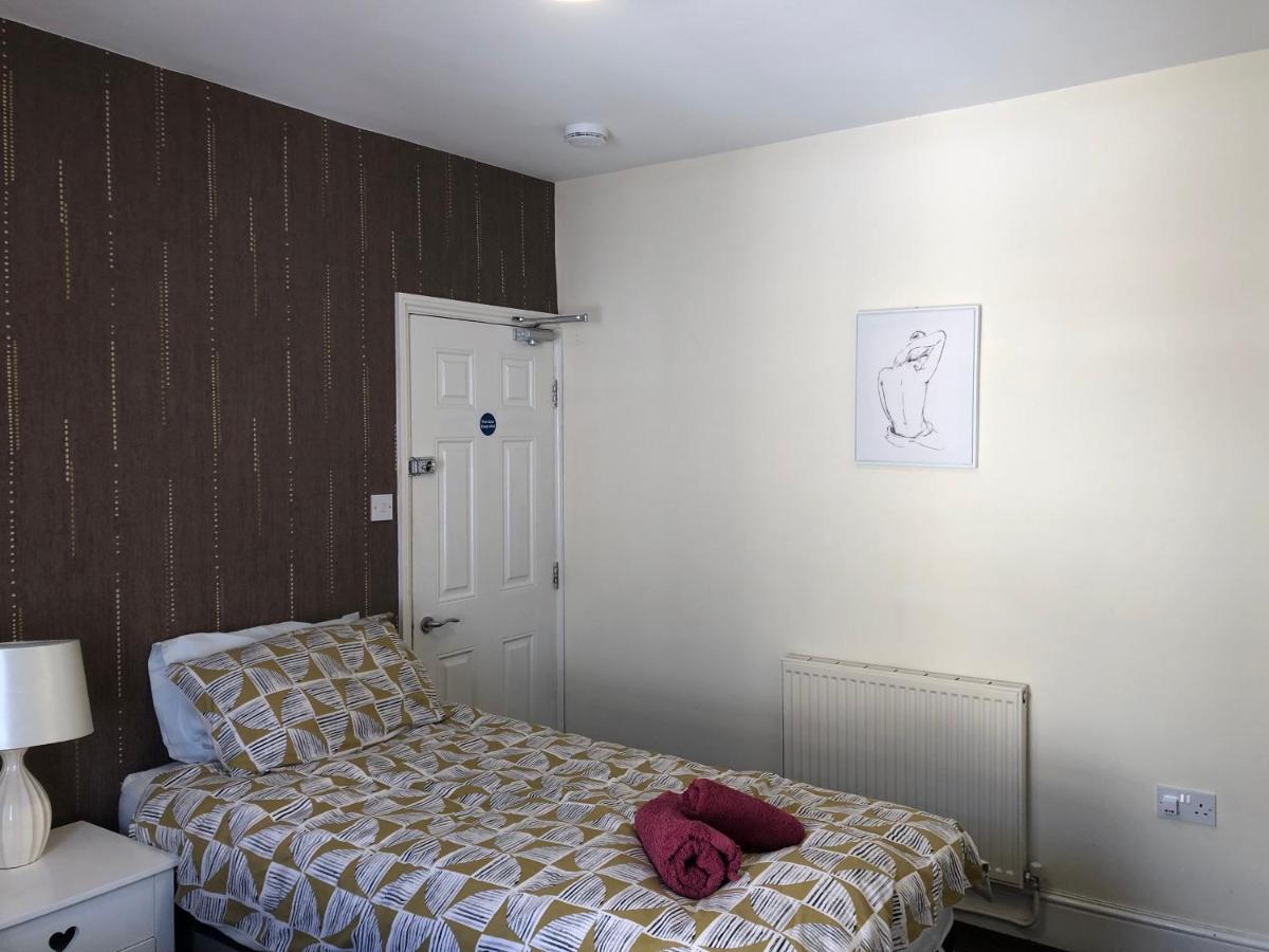 Comfortable Home Away From Home, Town Centre, Free Parking,Multiple Rooms Cheltenham Exterior foto